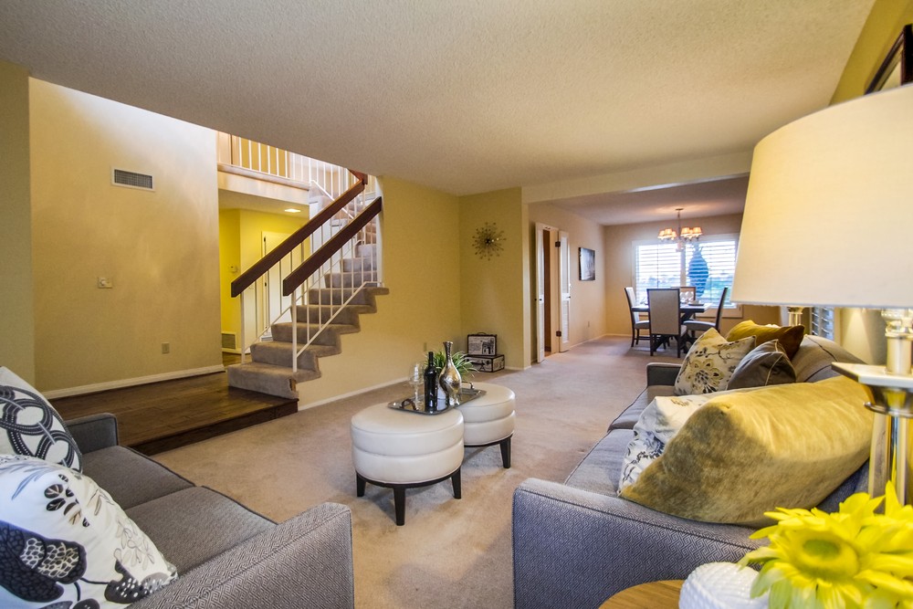 Virtual tour photo 12 of 32 for 14613 Thebes St