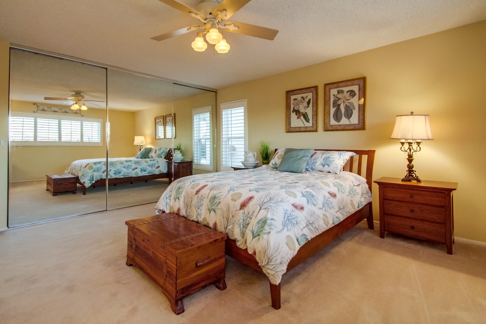 Virtual tour photo 23 of 32 for 14613 Thebes St