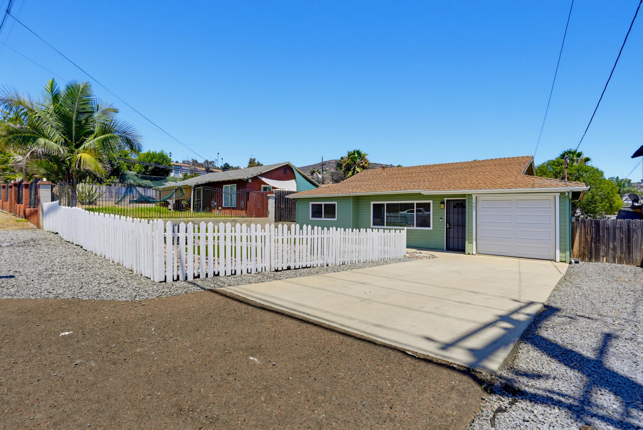 Virtual tour photo 1 of 35 for 1463 Sweetwater Ln
