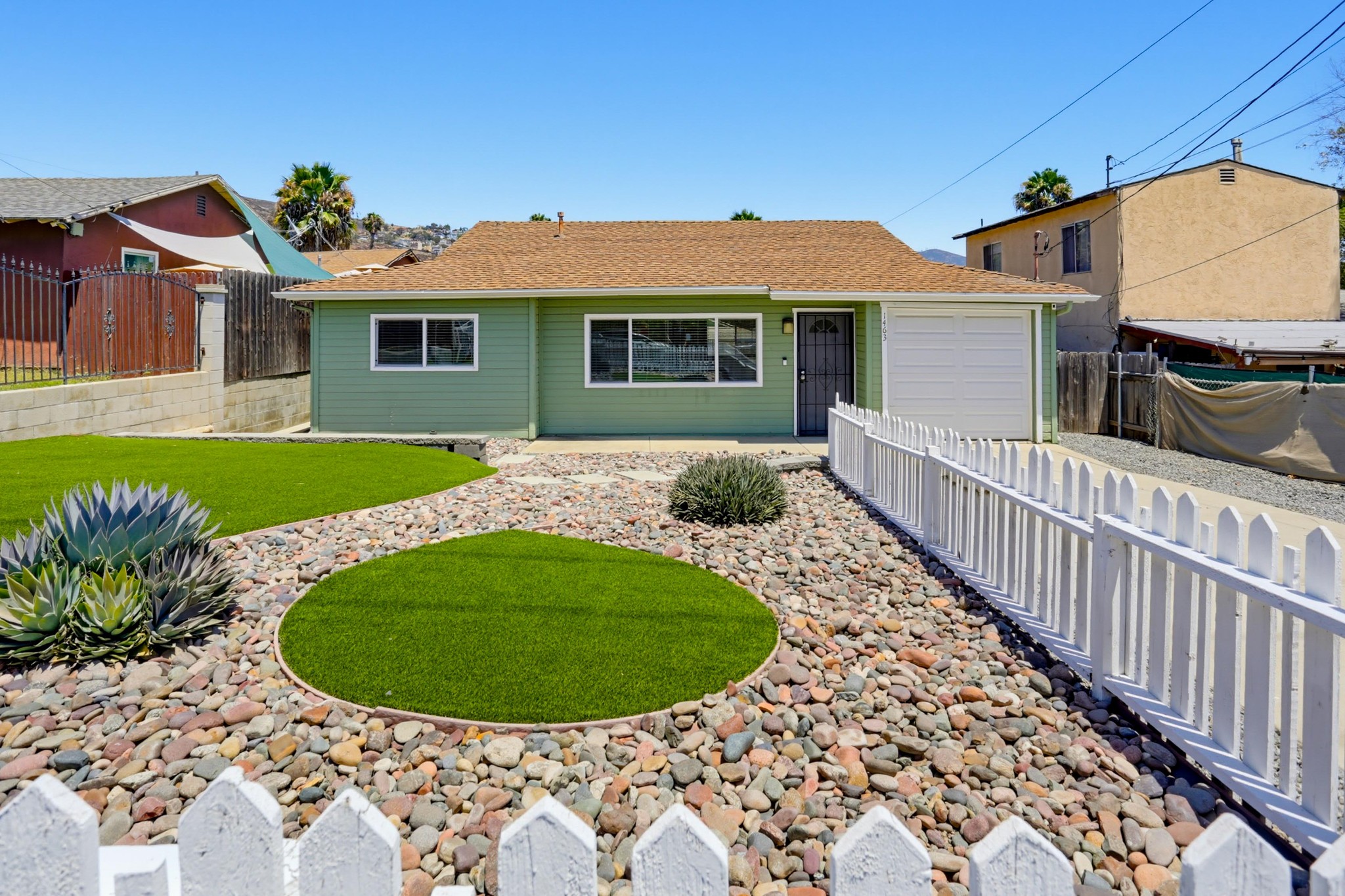 Virtual tour photo 4 of 35 for 1463 Sweetwater Ln