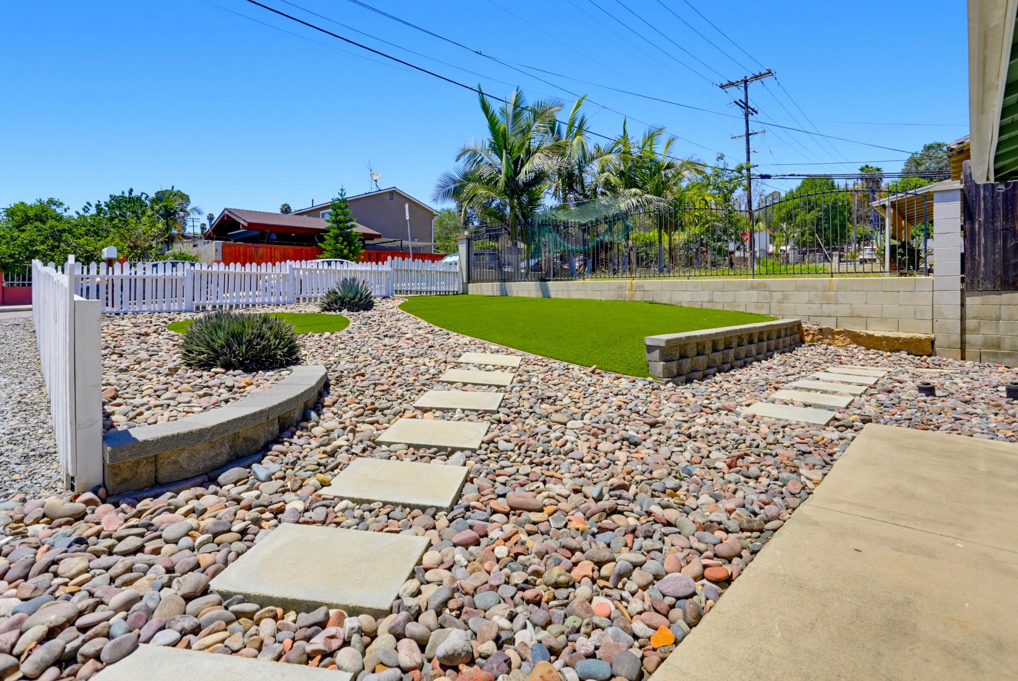 Virtual tour photo 6 of 35 for 1463 Sweetwater Ln