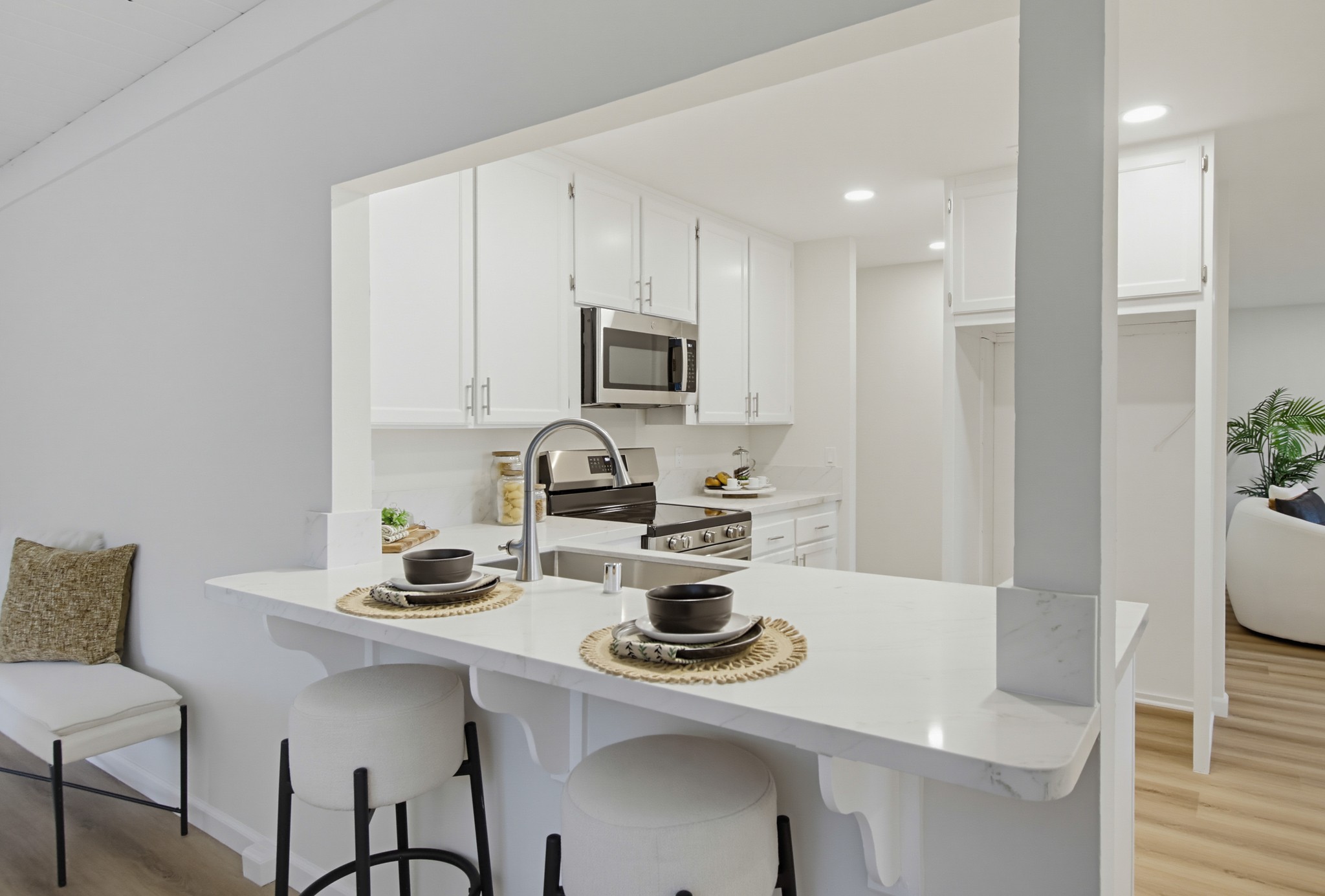 Virtual tour photo 13 of 50 for 14634 Billy Ln
