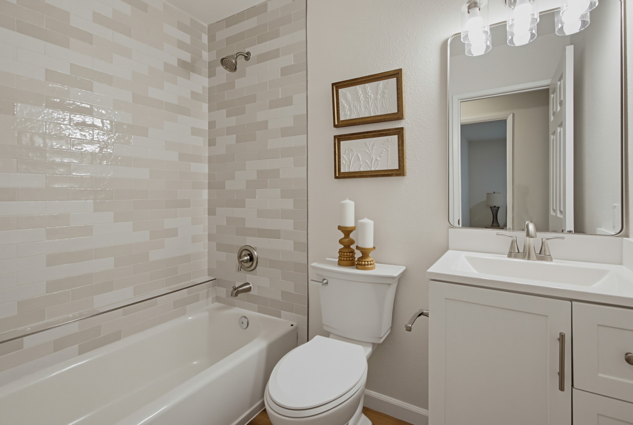 Virtual tour photo 26 of 50 for 14634 Billy Ln