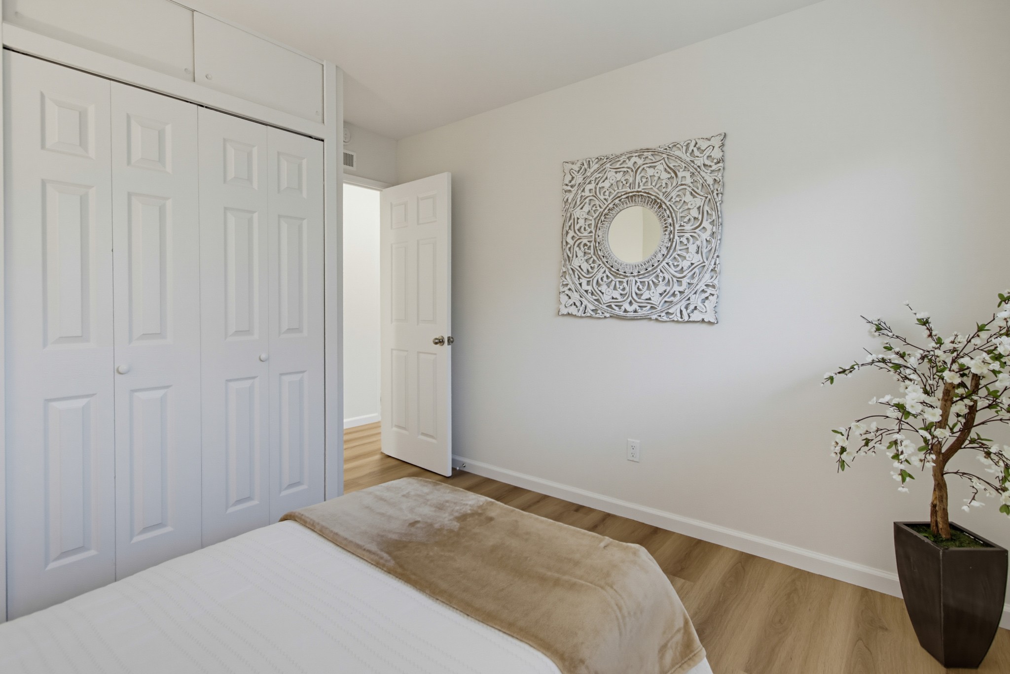 Virtual tour photo 30 of 50 for 14634 Billy Ln