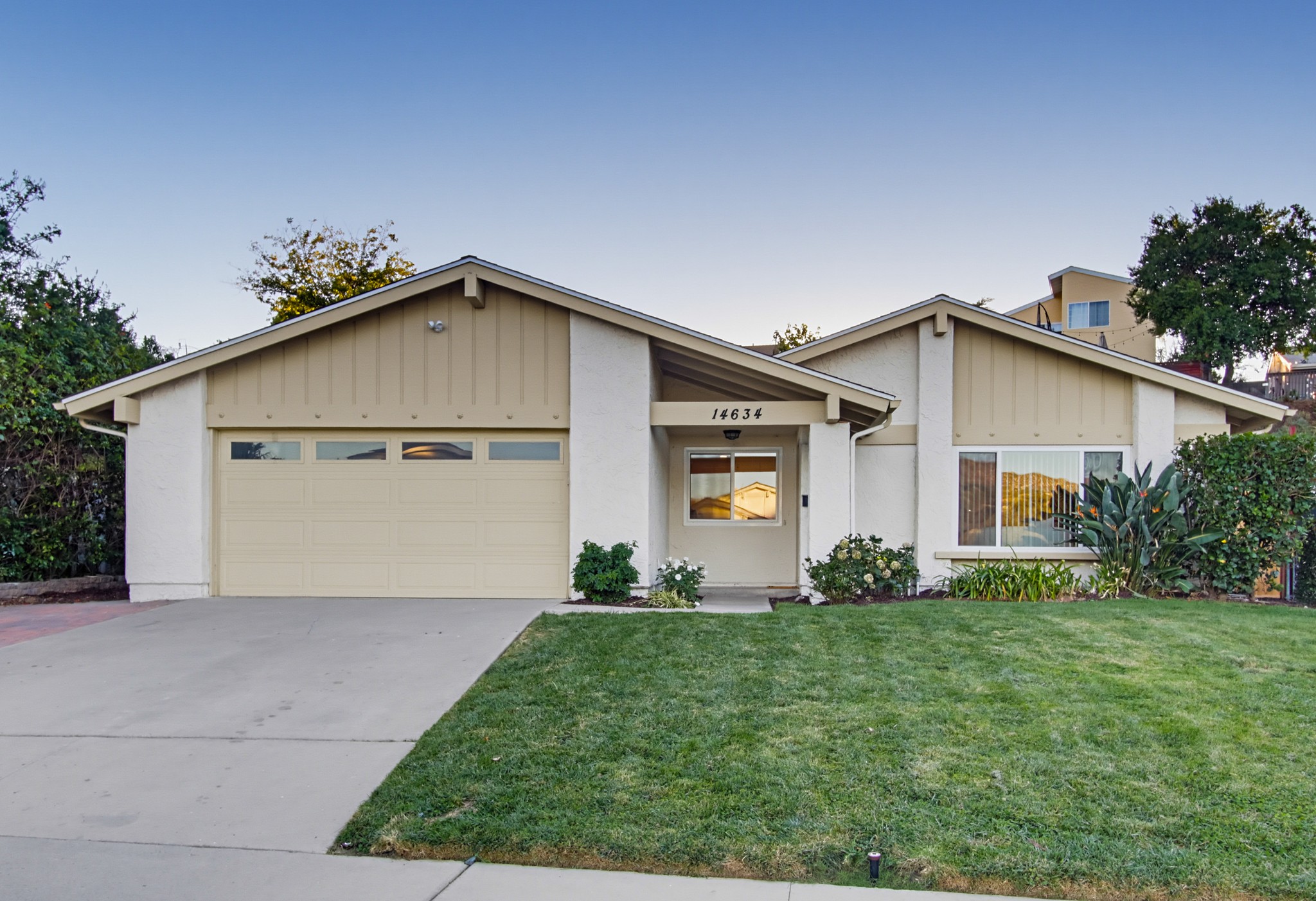 Virtual tour photo 1 of 50 for 14634 Billy Ln