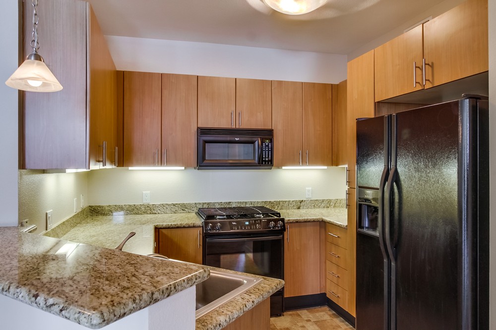 Virtual tour photo 10 of 25 for 1465 C St #3407