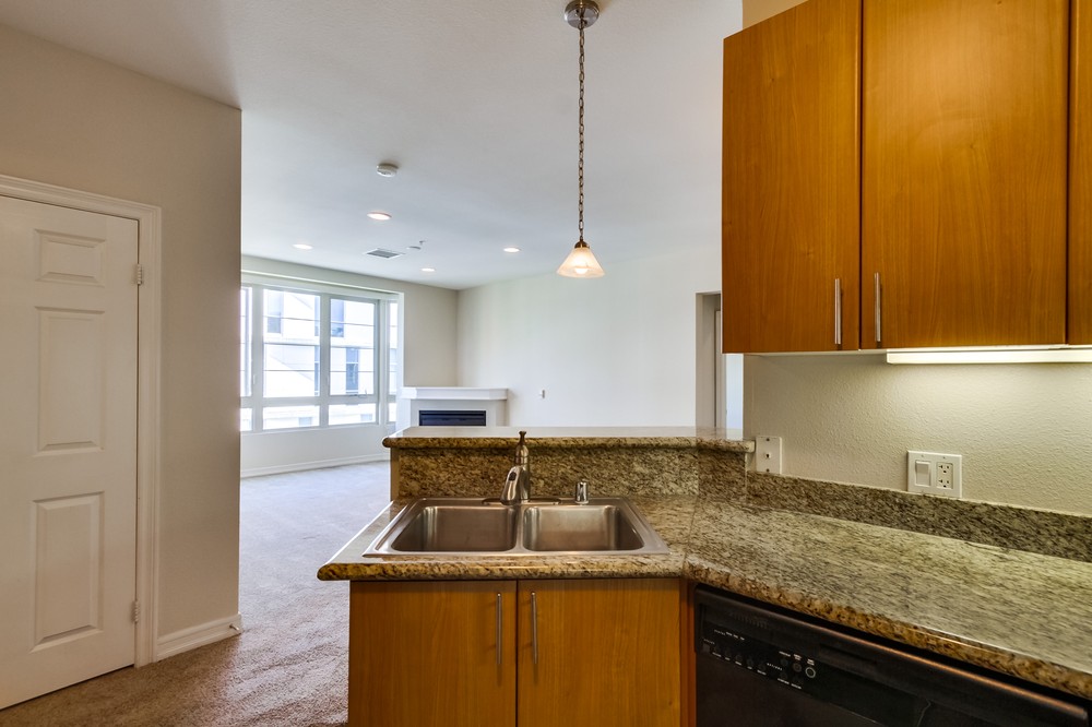 Virtual tour photo 12 of 25 for 1465 C St #3407