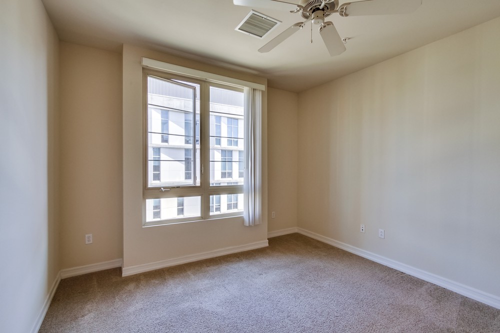 Virtual tour photo 13 of 25 for 1465 C St #3407