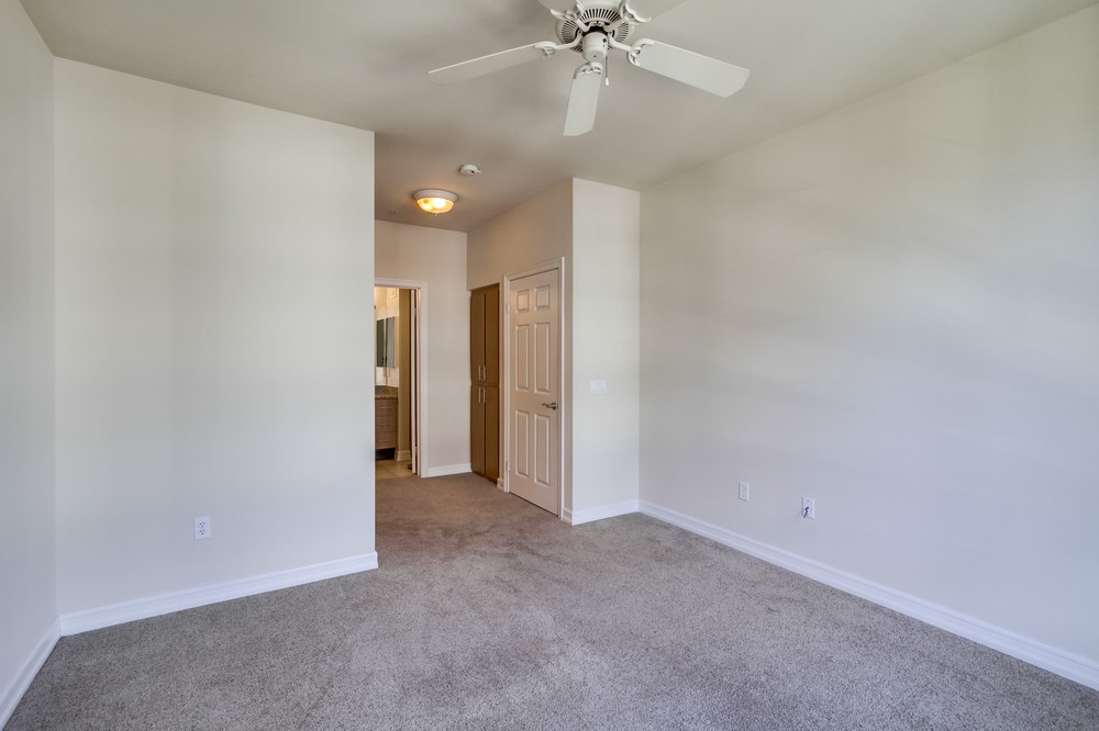 Virtual tour photo 16 of 25 for 1465 C St #3407