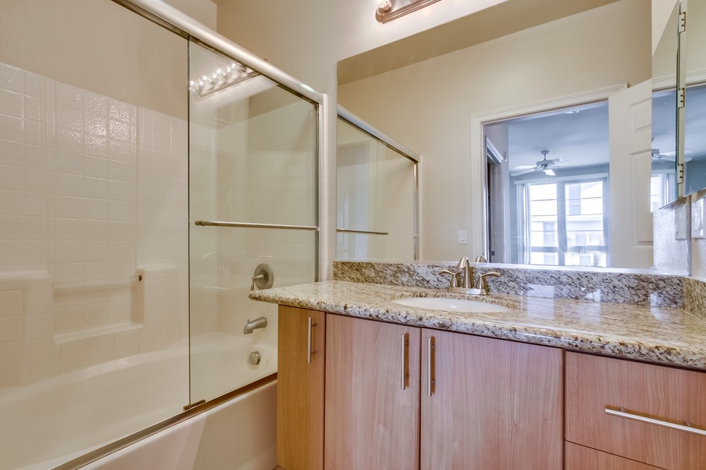 Virtual tour photo 18 of 25 for 1465 C St #3407