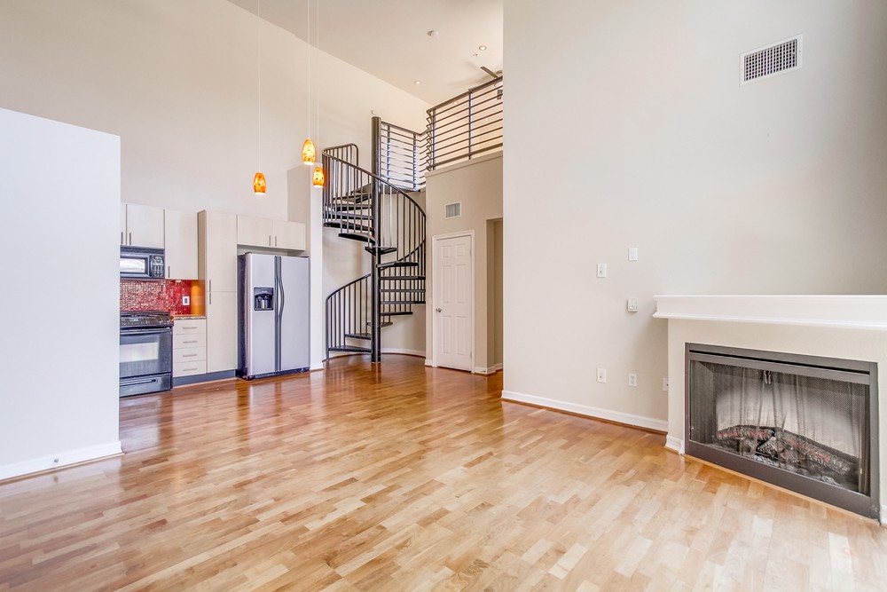 Virtual tour photo 10 of 31 for 1465 C St UNIT 3609