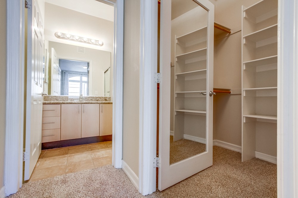 Virtual tour photo 19 of 31 for 1465 C St UNIT 3609