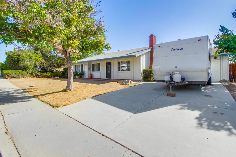 Virtual tour photo 3 of 51 for 14653 Penasquitos Dr