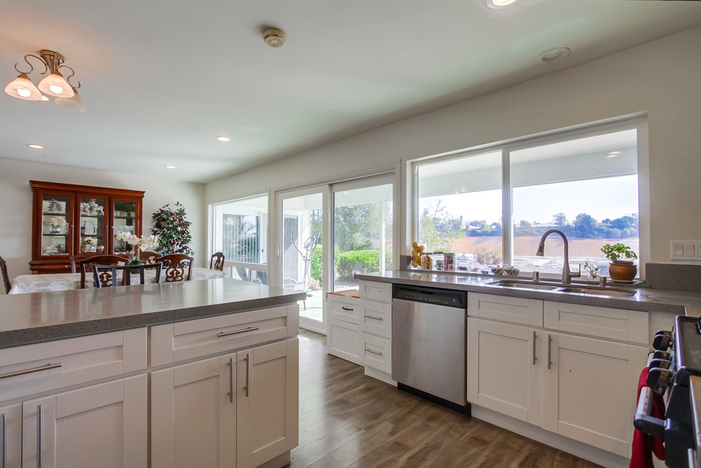 Virtual tour photo 15 of 51 for 14653 Penasquitos Dr