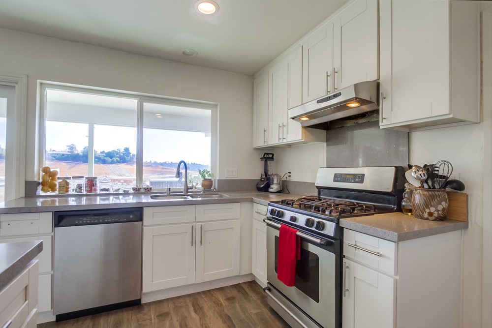 Virtual tour photo 16 of 51 for 14653 Penasquitos Dr