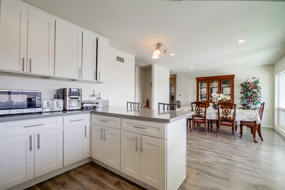 Virtual tour photo 17 of 51 for 14653 Penasquitos Dr