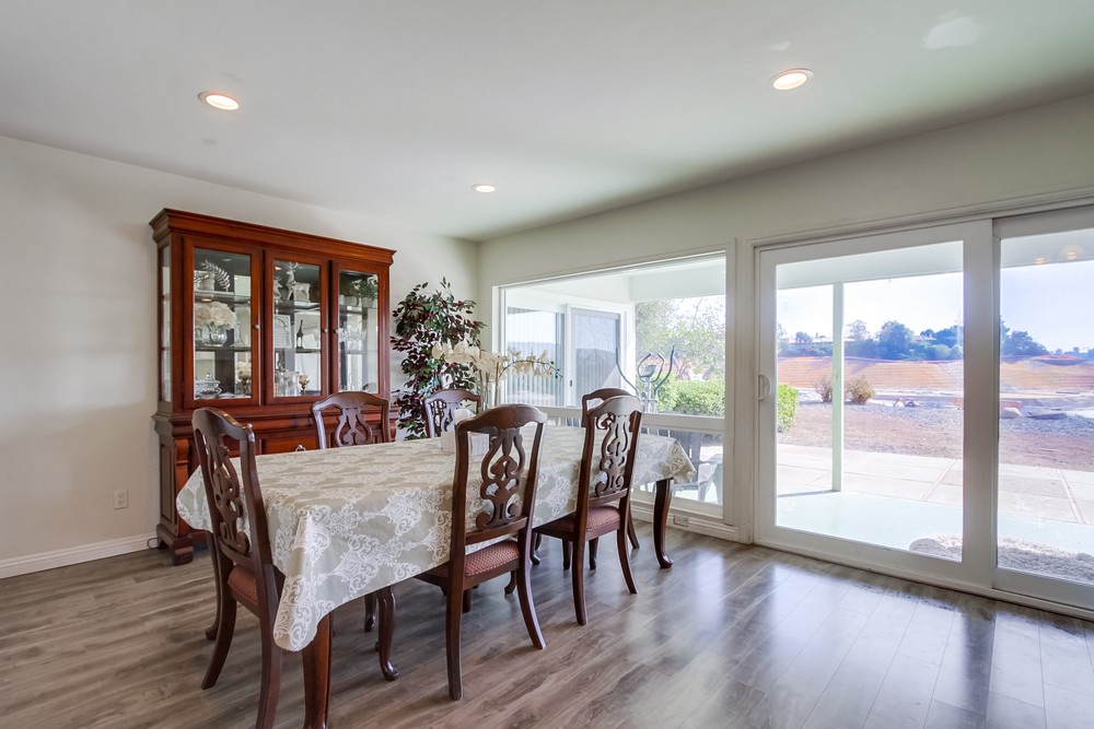 Virtual tour photo 19 of 51 for 14653 Penasquitos Dr