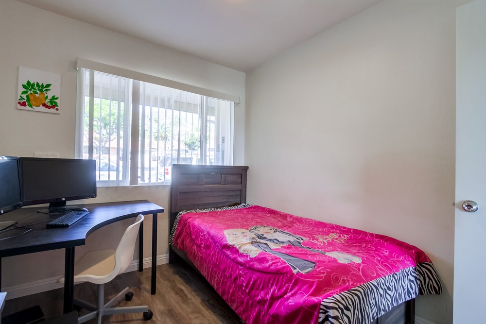 Virtual tour photo 23 of 51 for 14653 Penasquitos Dr