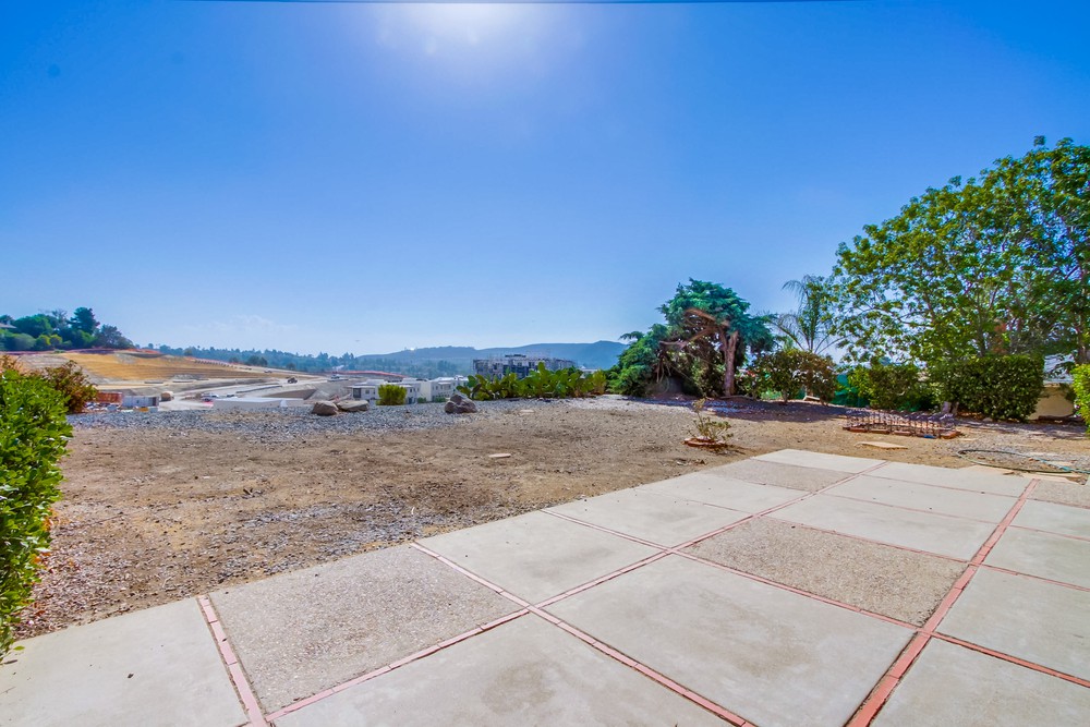 Virtual tour photo 45 of 51 for 14653 Penasquitos Dr