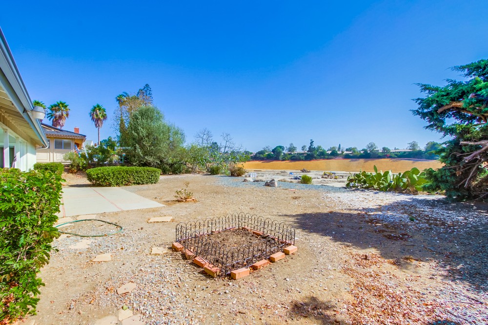 Virtual tour photo 49 of 51 for 14653 Penasquitos Dr
