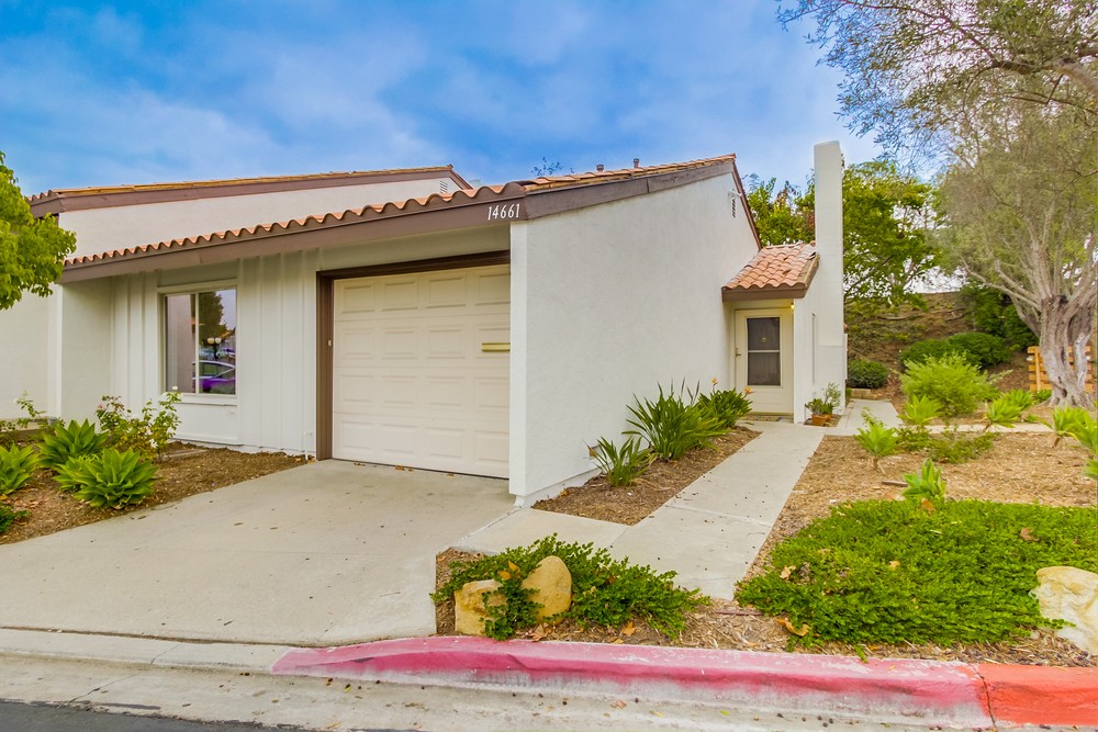 Virtual tour photo 3 of 39 for 14661 Caminito Orense Este #34