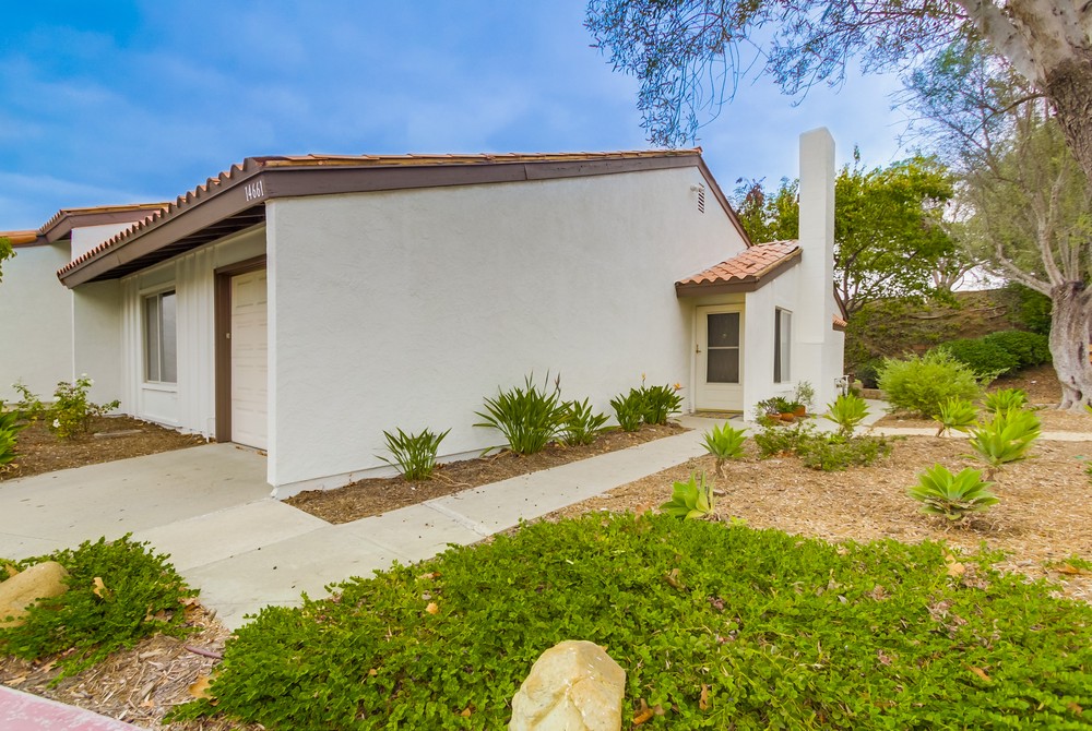 Virtual tour photo 5 of 39 for 14661 Caminito Orense Este #34