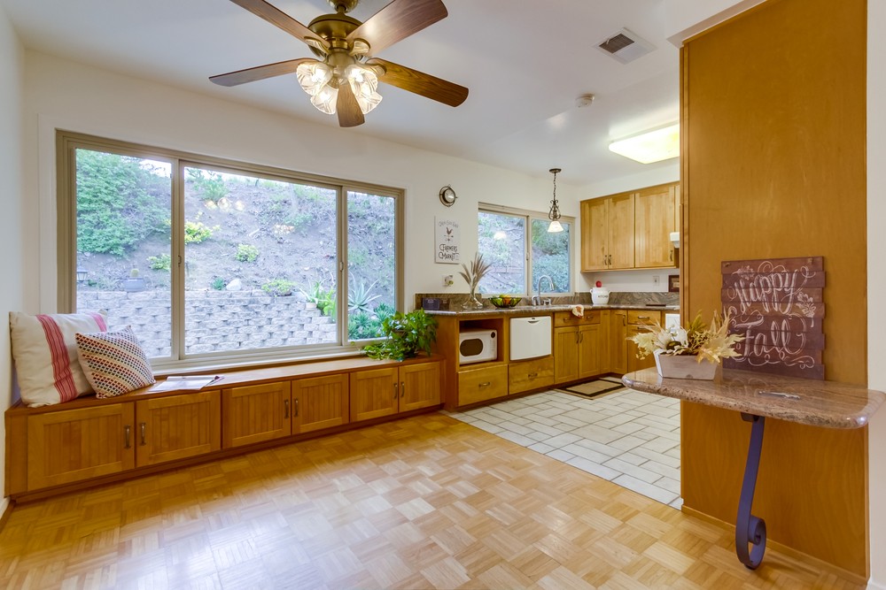 Virtual tour photo 11 of 39 for 14661 Caminito Orense Este #34