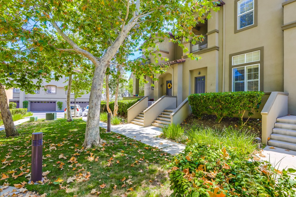 Virtual tour photo 4 of 36 for 14668 Via Fiesta UNIT 2