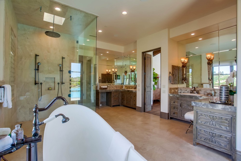 Virtual tour photo 46 of 91 for 14669 Plein Aire Ct