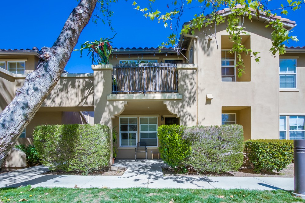 Virtual tour photo 4 of 27 for 14682 Via Fiesta UNIT 3