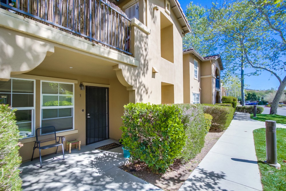 Virtual tour photo 5 of 27 for 14682 Via Fiesta UNIT 3