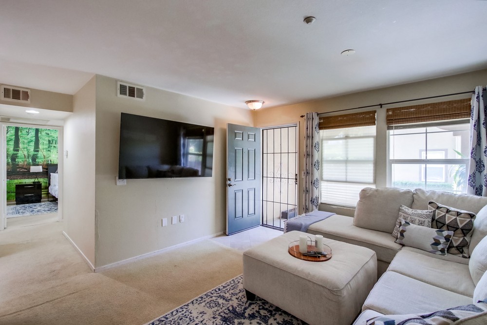Virtual tour photo 9 of 27 for 14682 Via Fiesta UNIT 3