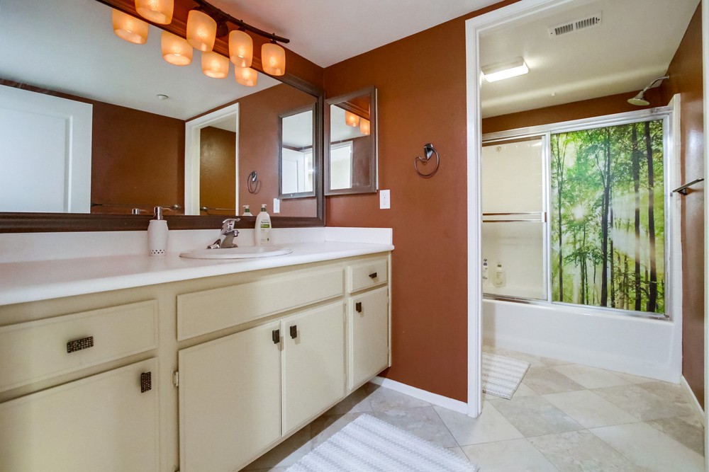 Virtual tour photo 21 of 27 for 14682 Via Fiesta UNIT 3