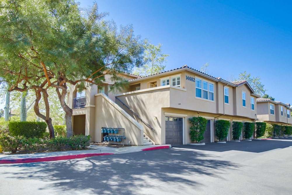 Virtual tour photo 28 of 27 for 14682 Via Fiesta UNIT 3