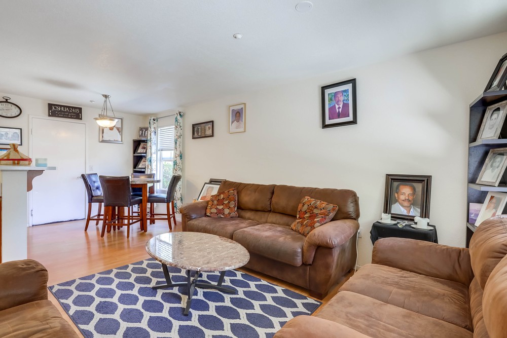 Virtual tour photo 8 of 28 for 14688 Via Fiesta