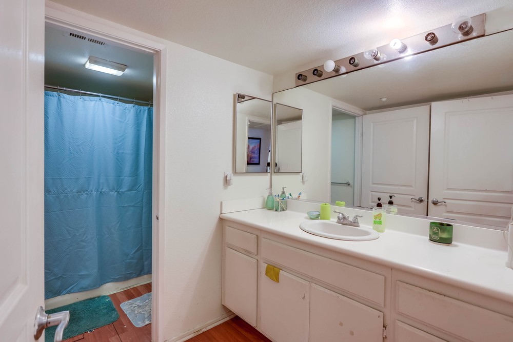 Virtual tour photo 22 of 28 for 14688 Via Fiesta