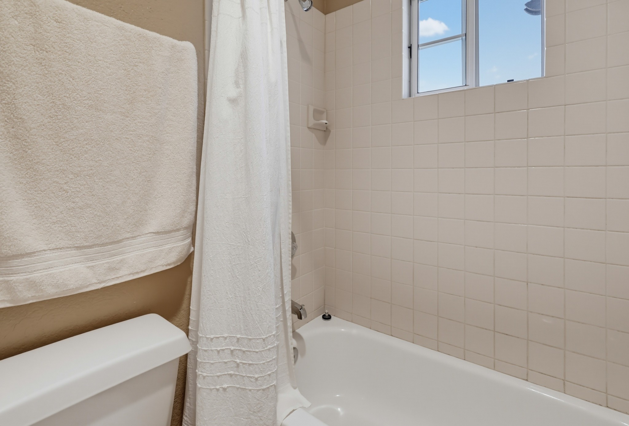 Virtual tour photo 103 of 154 for 14697 Hidden Wood Rd