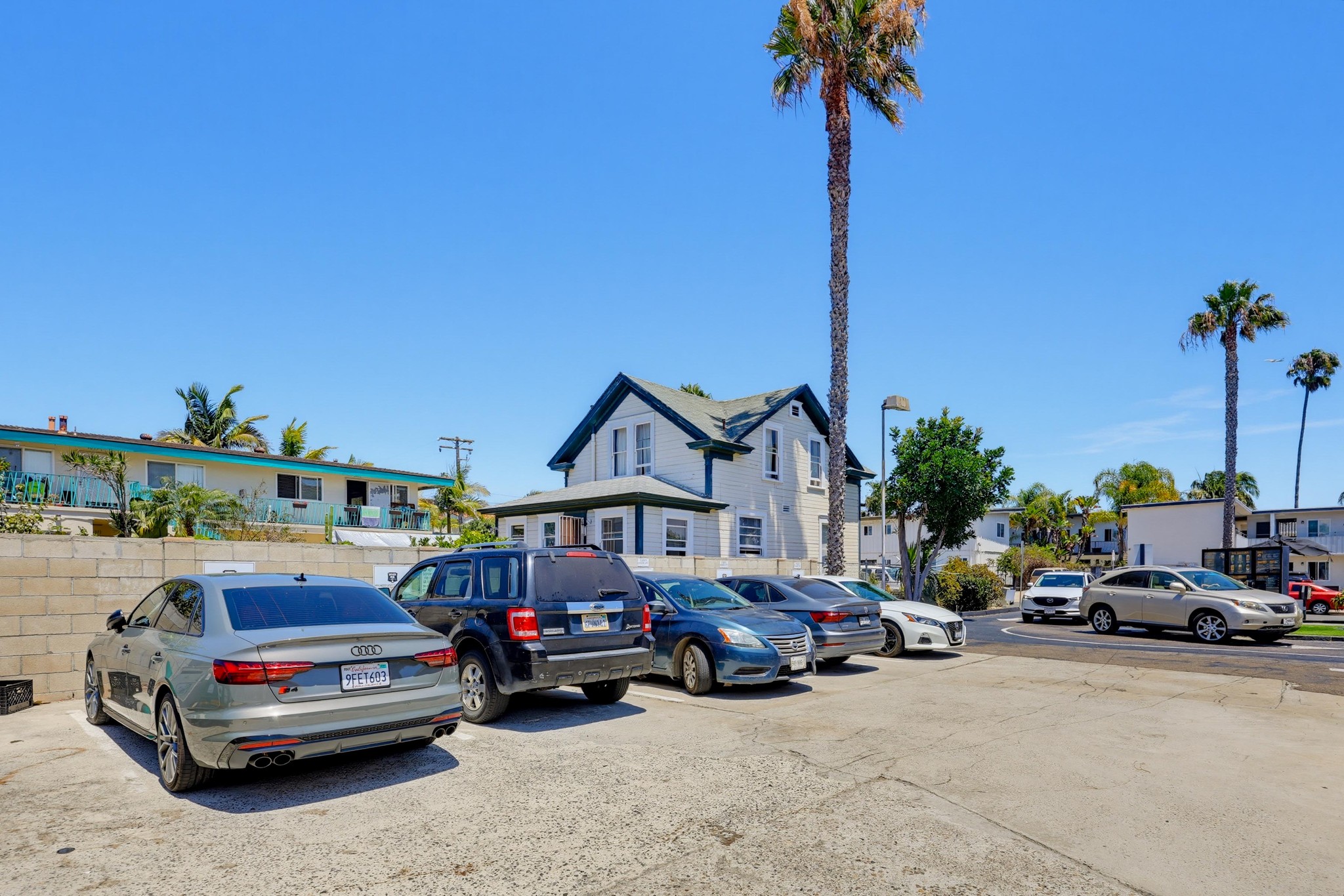Virtual tour photo 30 of 35 for 1470 Rosecrans St #2