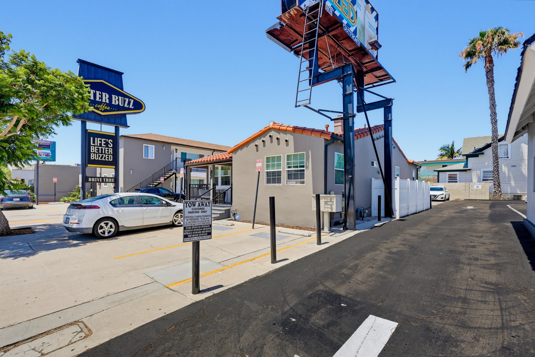 Virtual tour photo 33 of 35 for 1470 Rosecrans St #2