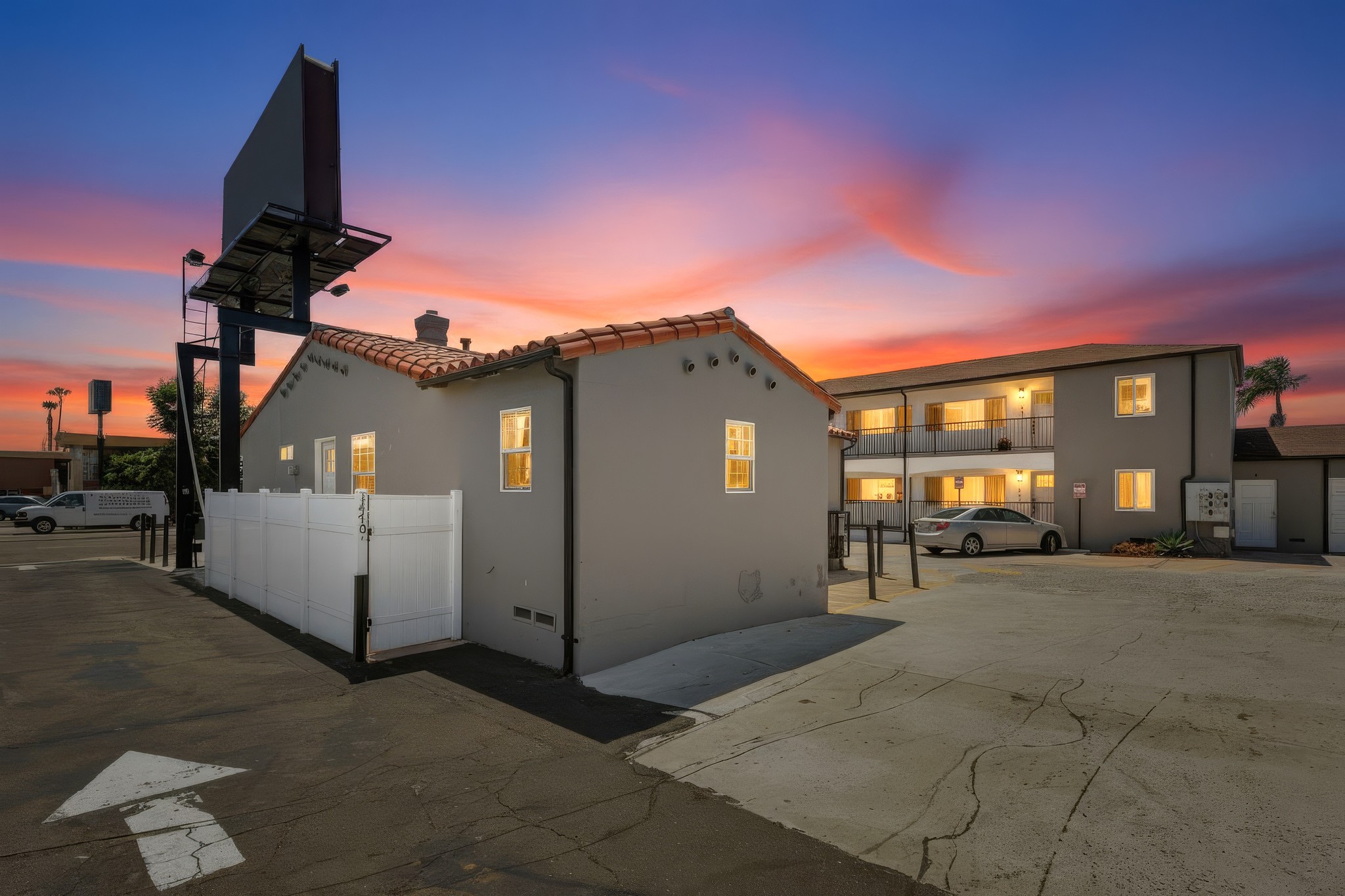 Virtual tour photo 35 of 35 for 1470 Rosecrans St #2