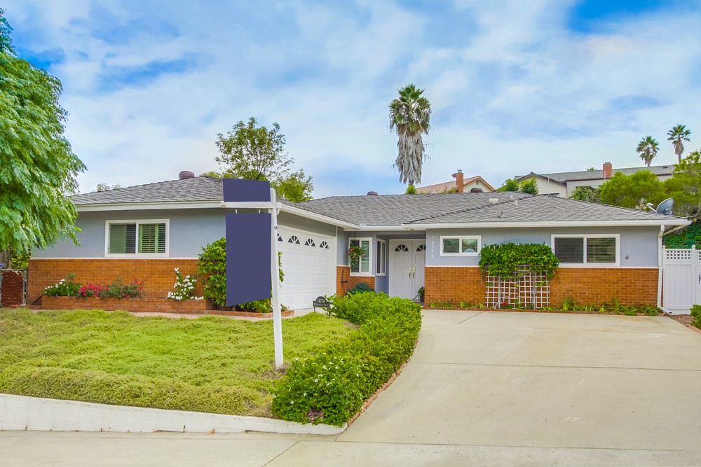 Virtual tour photo 3 of 42 for 14736 Penasquitos Ct