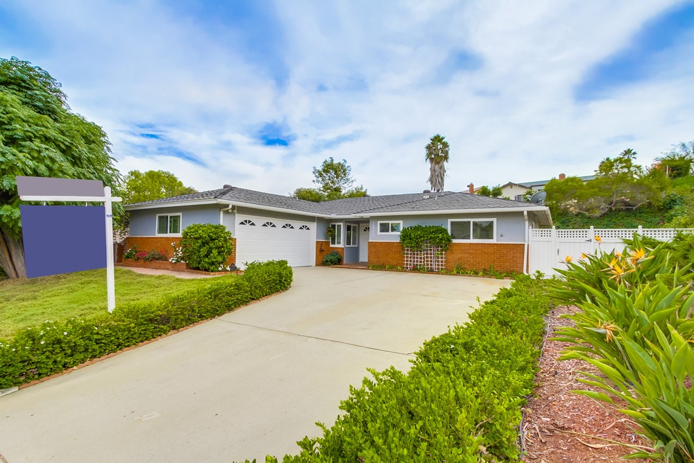 Virtual tour photo 4 of 42 for 14736 Penasquitos Ct
