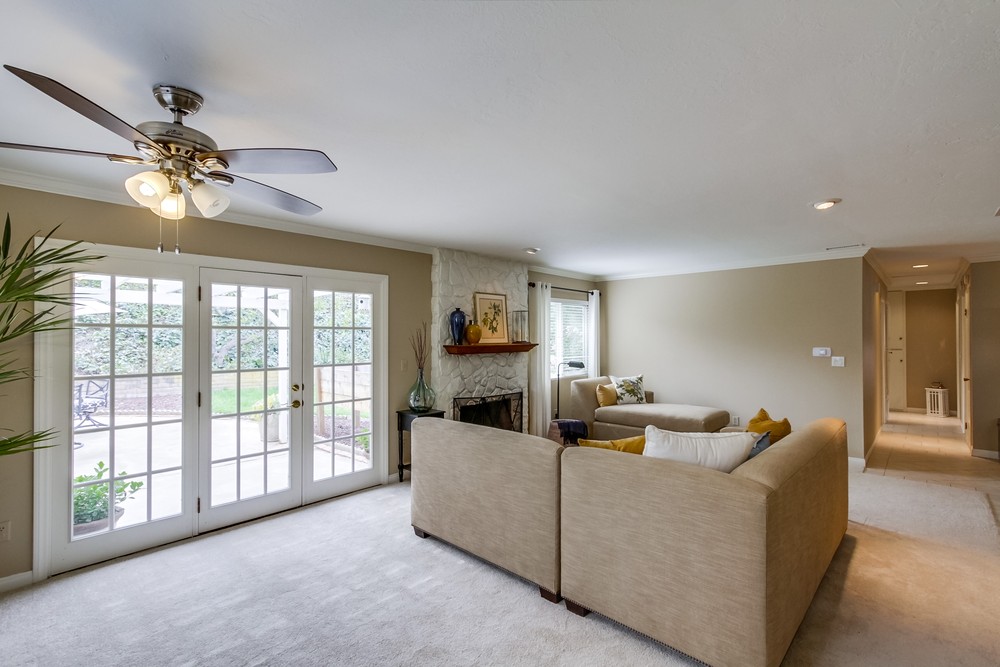 Virtual tour photo 10 of 42 for 14736 Penasquitos Ct