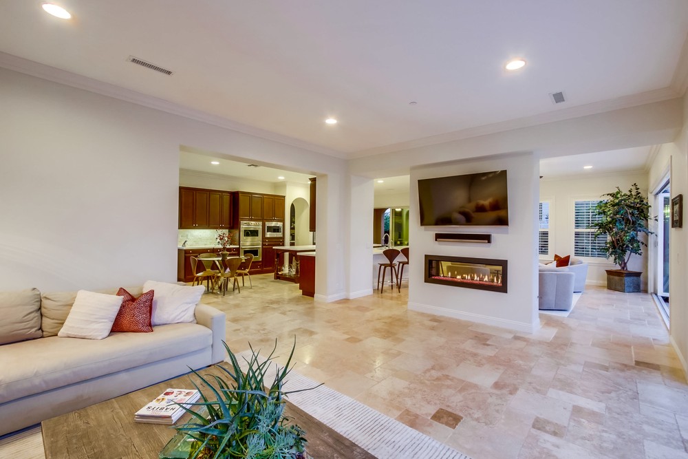 Virtual tour photo 17 of 44 for 14748 Whispering Ridge Rd