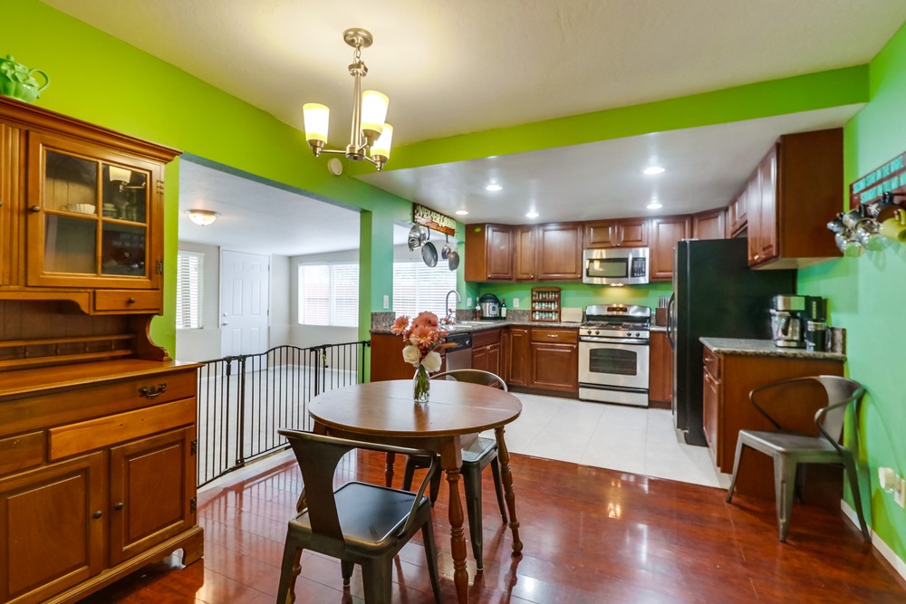 Virtual tour photo 15 of 32 for 1475 Shipley Ct