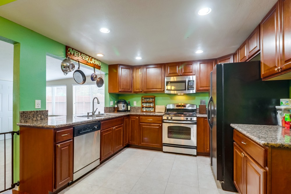 Virtual tour photo 18 of 32 for 1475 Shipley Ct