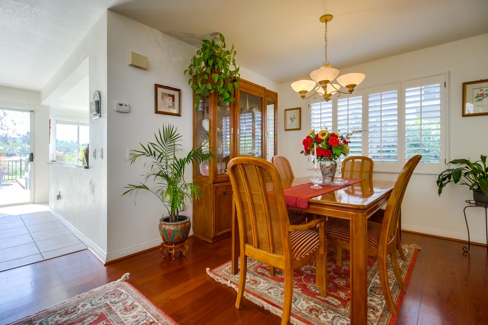 Virtual tour photo 12 of 51 for 14762 Carmel Ridge Rd