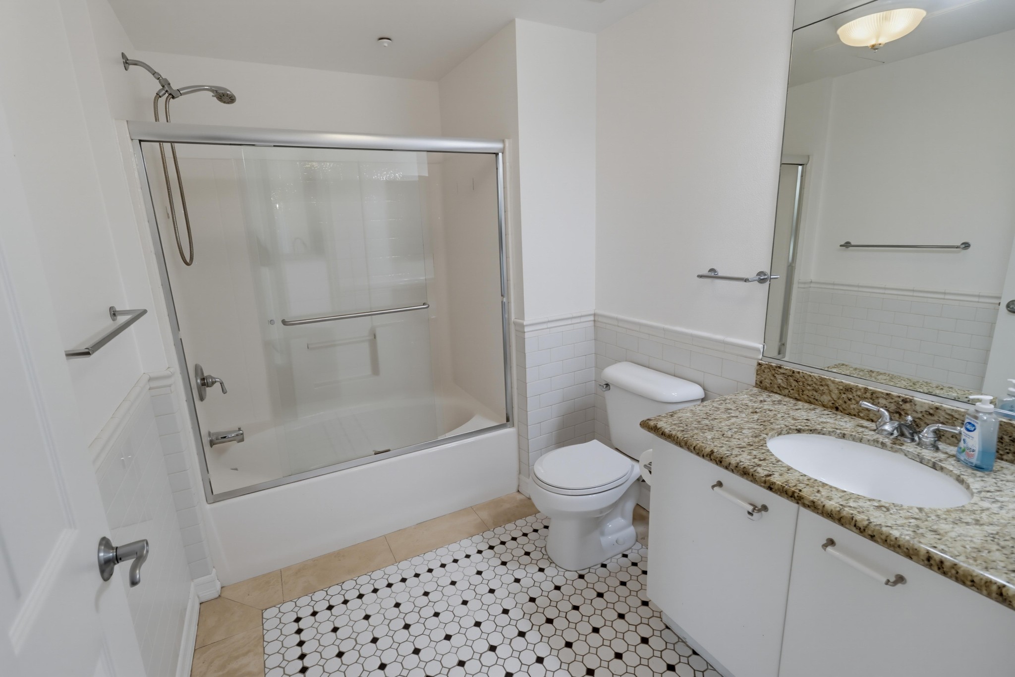 Virtual tour photo 20 of 42 for 1480 Broadway