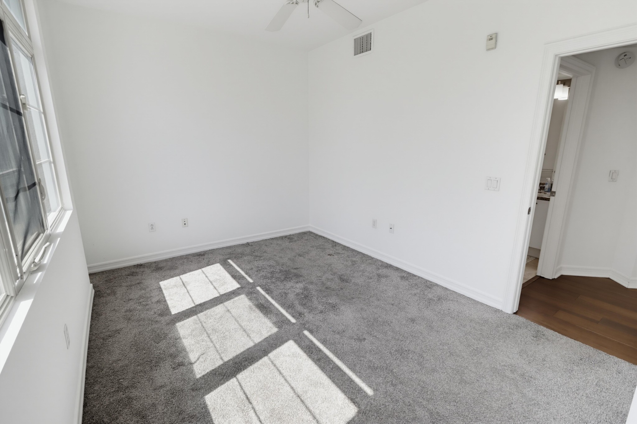 Virtual tour photo 23 of 42 for 1480 Broadway