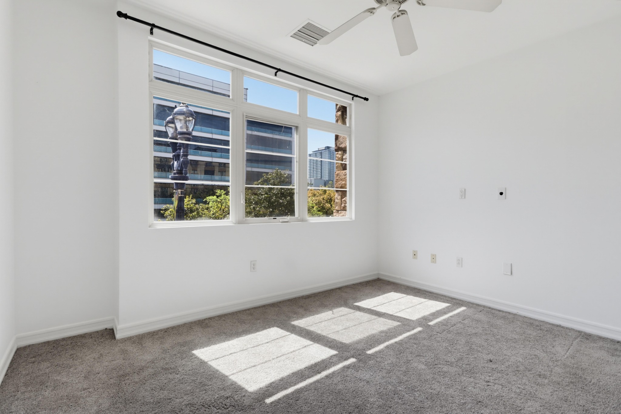 Virtual tour photo 30 of 42 for 1480 Broadway
